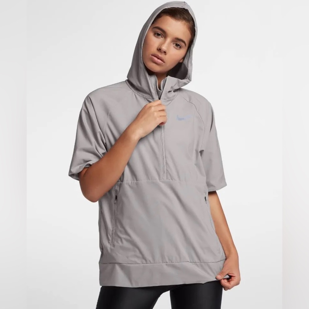 Nike Gray Short-Sleeve Hooded Pullover Anorak
